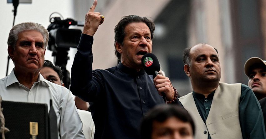 OTI chairman Imran Khan addressing a public rally